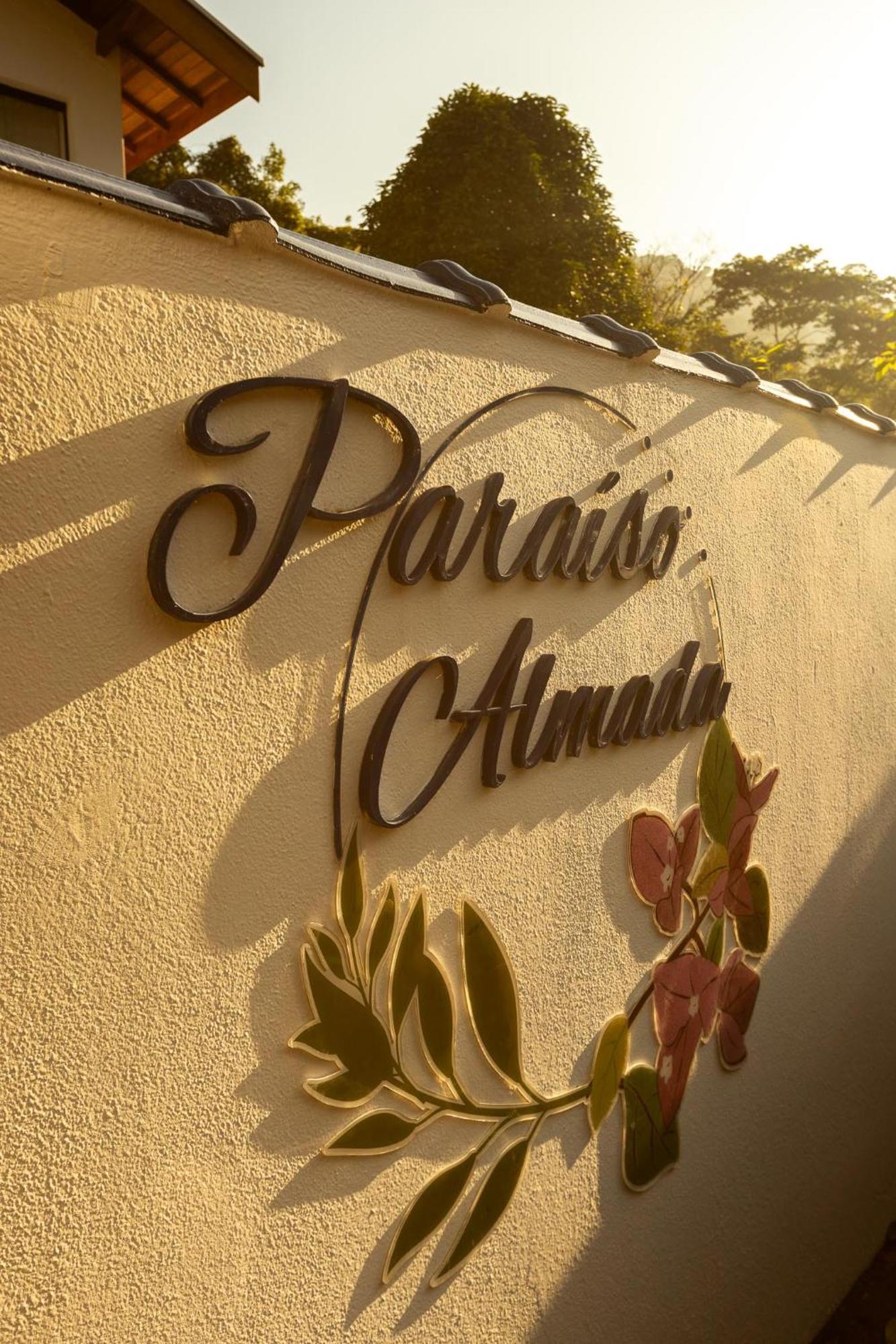 Paraiso Almada *